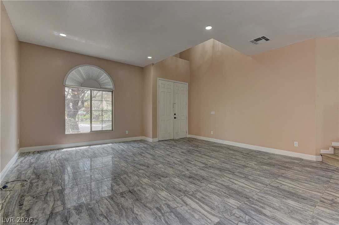 5862 Bluthe Bridge Ave - Photo 5 of 31