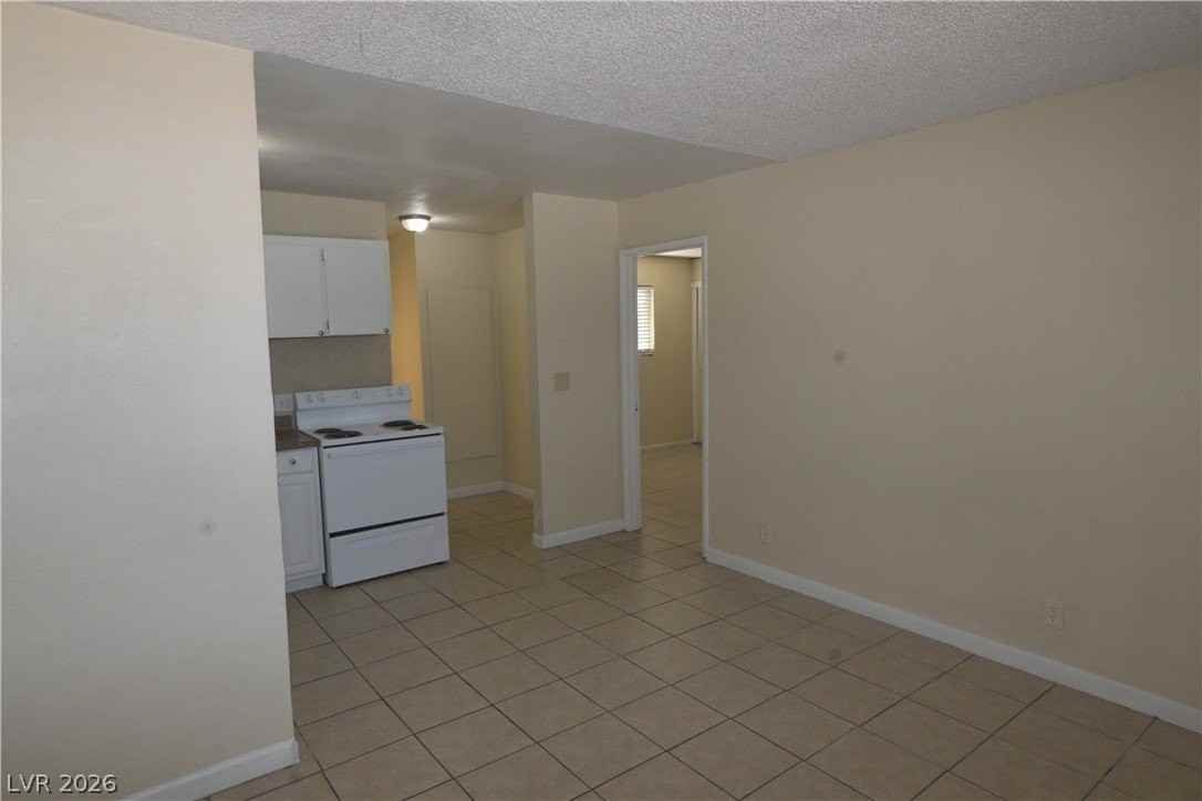 3021 E Carey Ave #2 - Photo 5 of 15