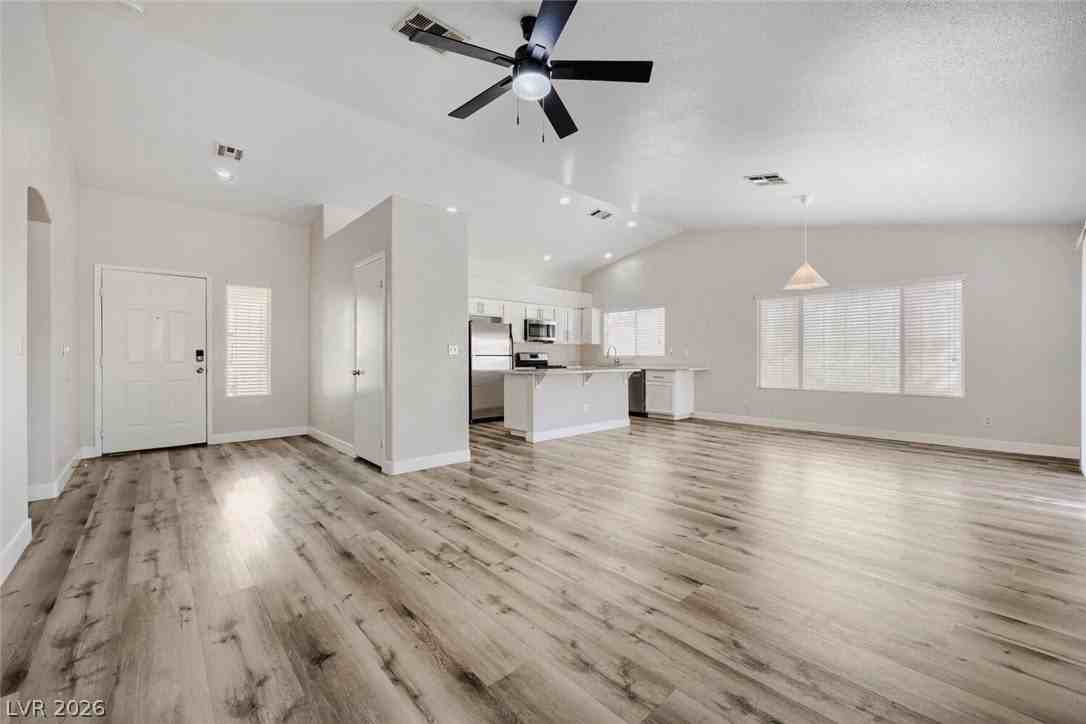 5115 Vista Del Rancho Way - Photo 2 of 21