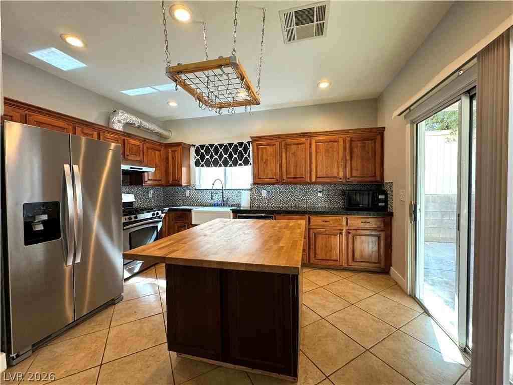 951 Sequoia Ruby Ct - Photo 3 of 25