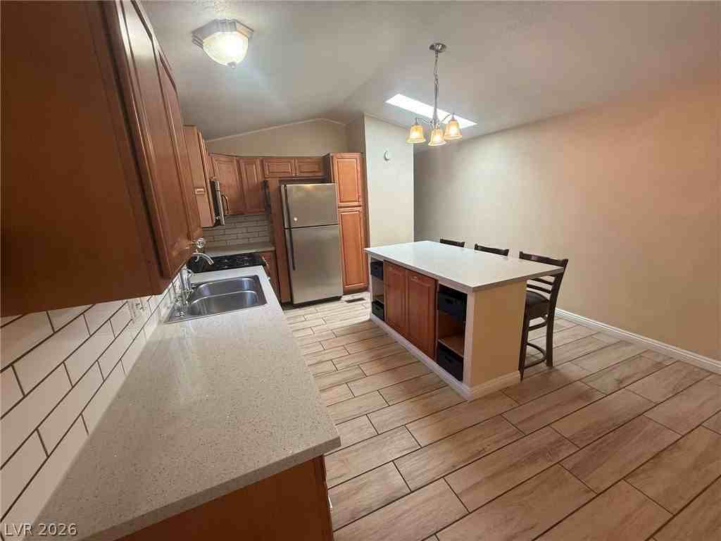 5533 Wheatfield Dr - Photo 3 of 35