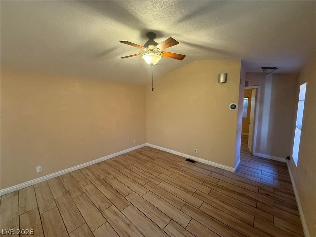 5533 Wheatfield Dr - Photo 6 of 35