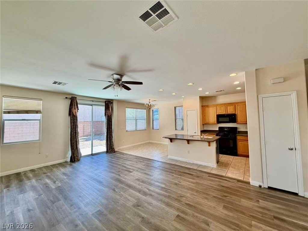 9137 Wine Cellar Ave - Photo 4 of 21