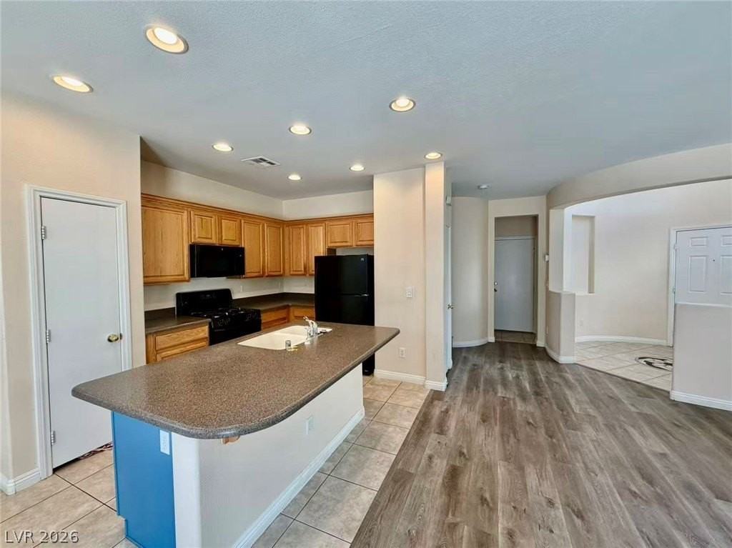 9137 Wine Cellar Ave - Photo 6 of 21