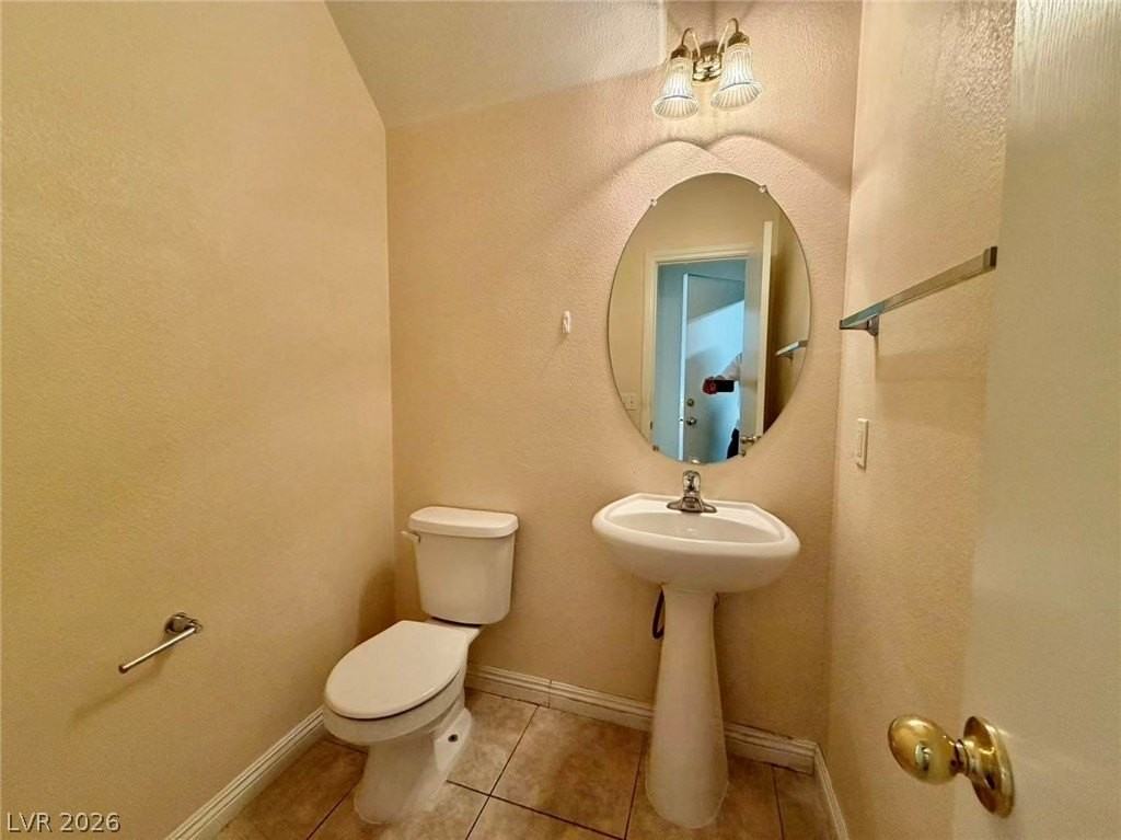 9137 Wine Cellar Ave - Photo 7 of 21