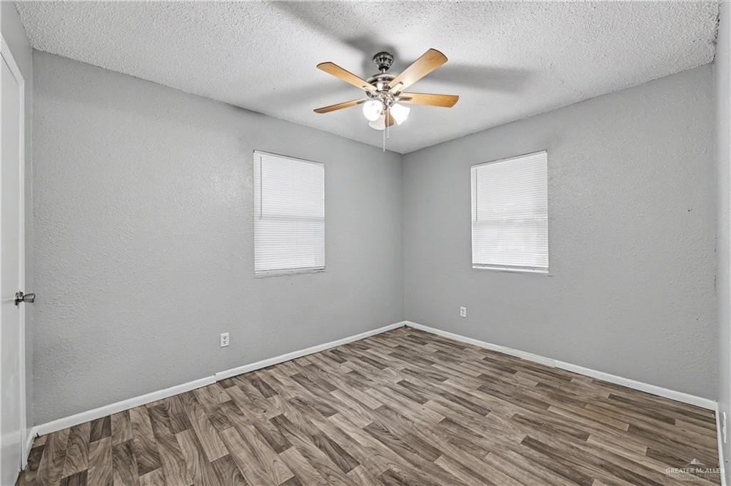 4913 S 26th St - Photo 6 of 20