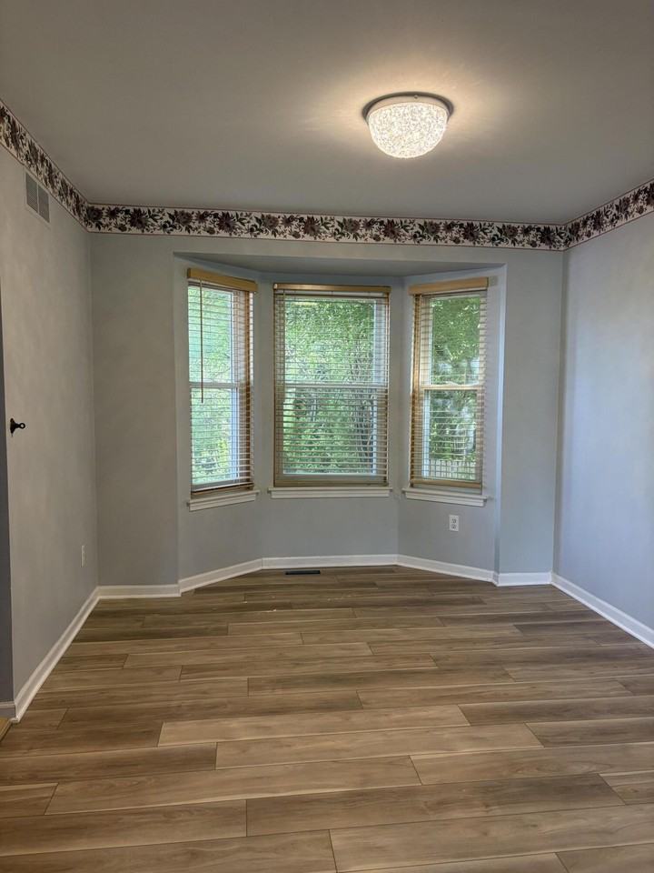 4101 Rolling Meadow Ln - Photo 7 of 36
