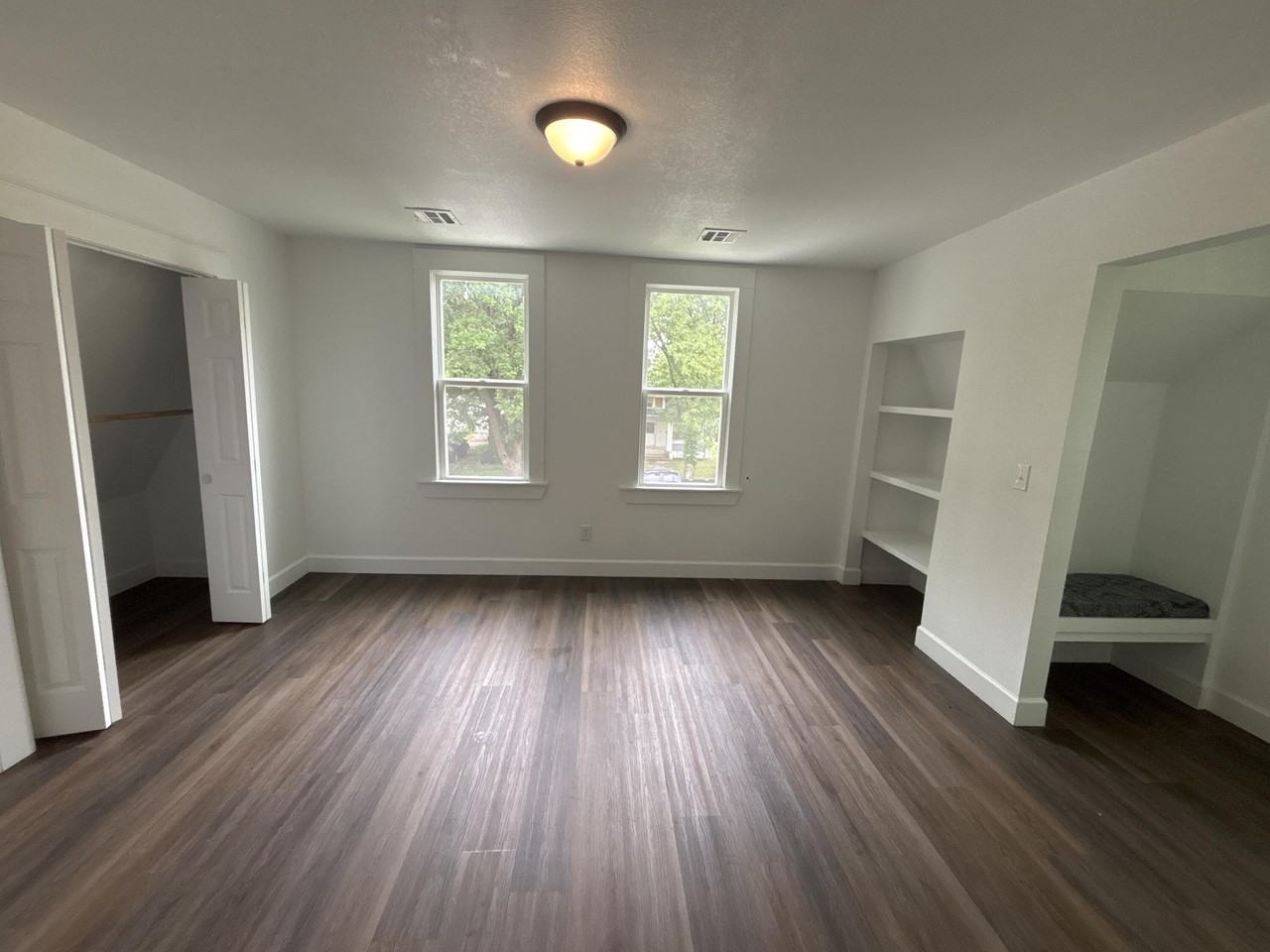 109 E St Nw - Photo 5 of 30