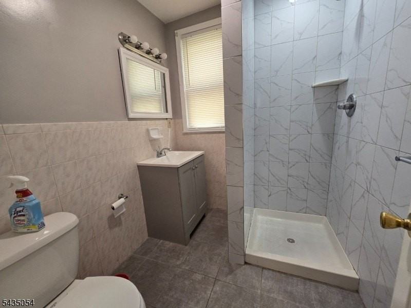 170 Bellevue St #1R - Photo 7 of 8