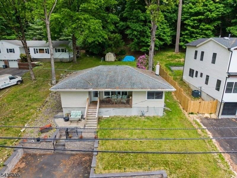 14 Valley View Dr