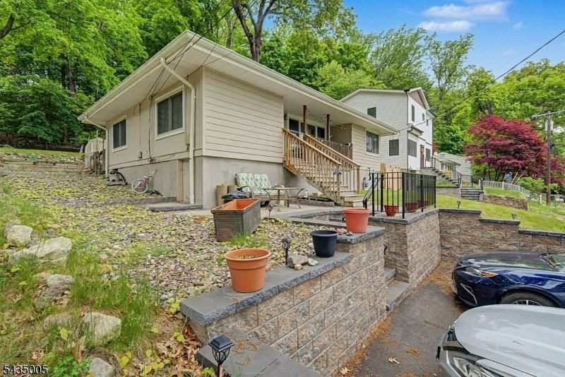 14 Valley View Dr - Photo 4 of 20