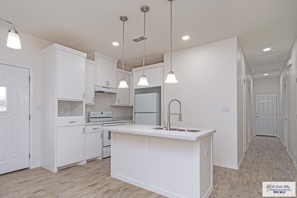 2114 E Valley Cir #B - Photo 6 of 17
