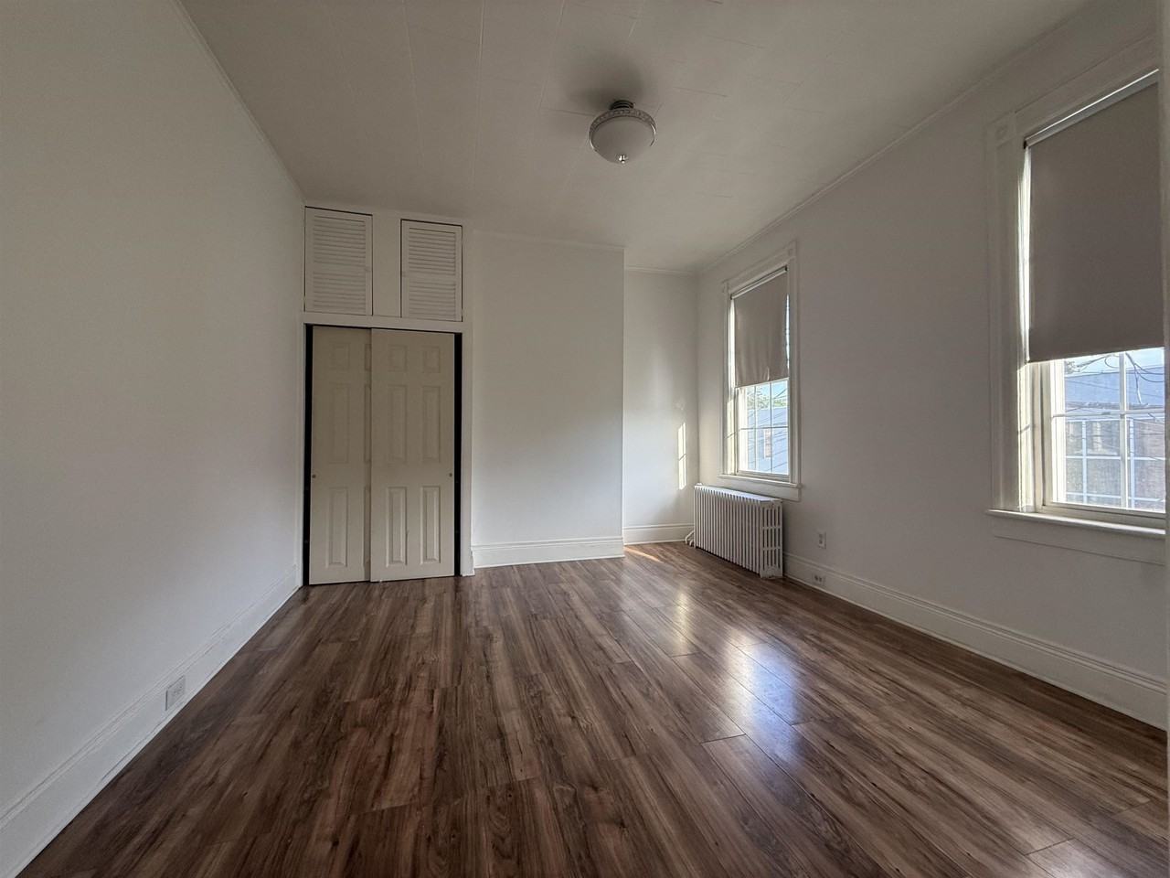 606 59th St #2 - Photo 5 of 11