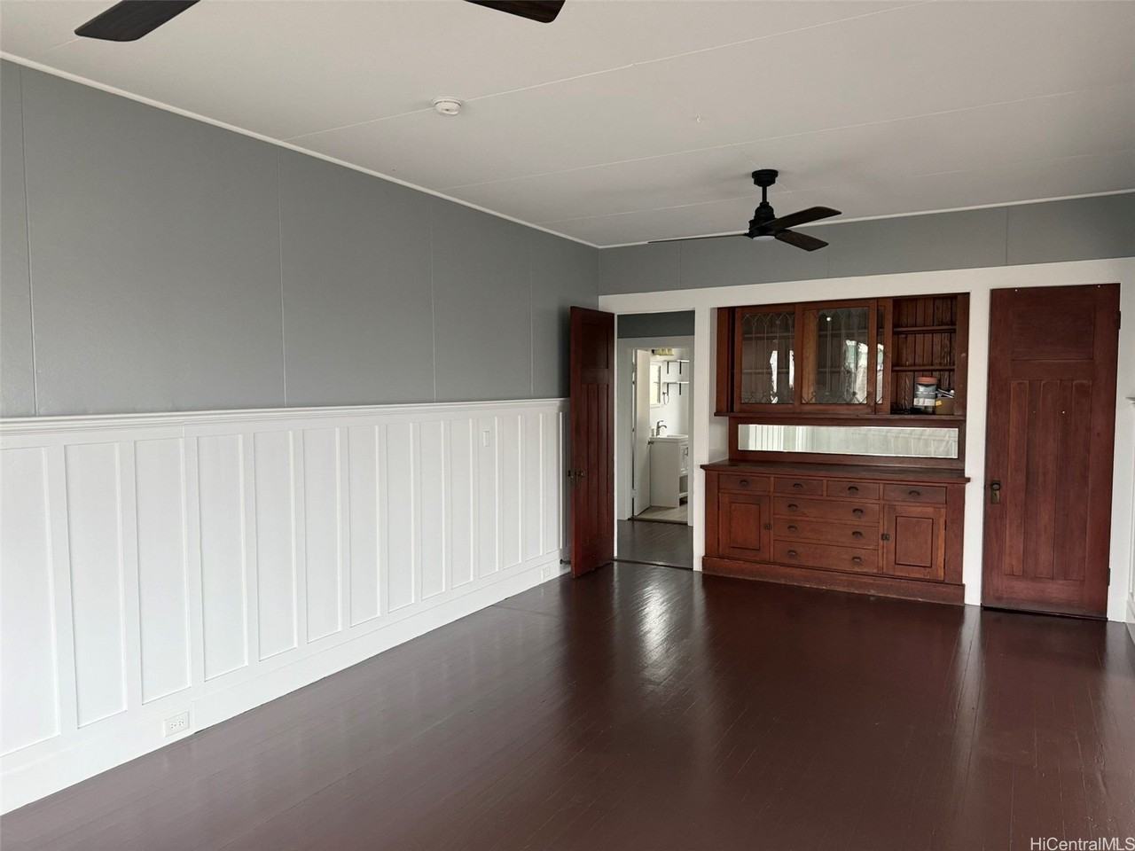 1224 Koko Head Ave - Photo 7 of 17