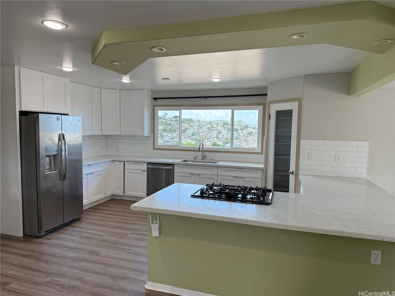 1584 Hanai Loop - Photo 2 of 19