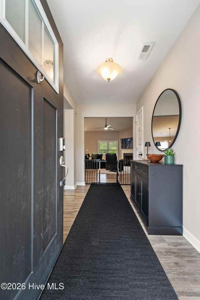 242 Legacy Ln - Photo 4 of 33