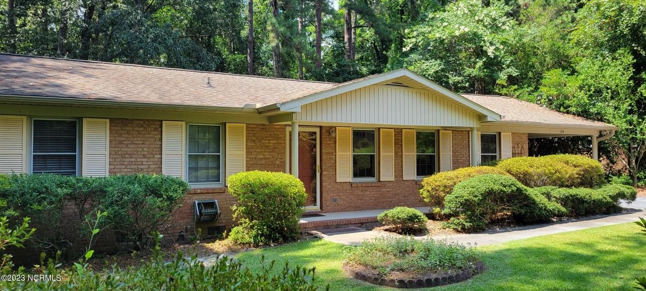 174 Boiling Springs Cir - Photo 3 of 46
