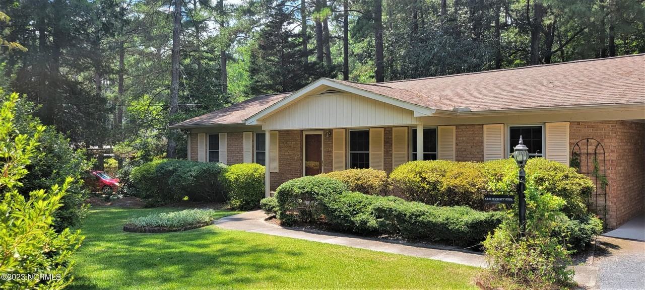 174 Boiling Springs Cir - Photo 4 of 46