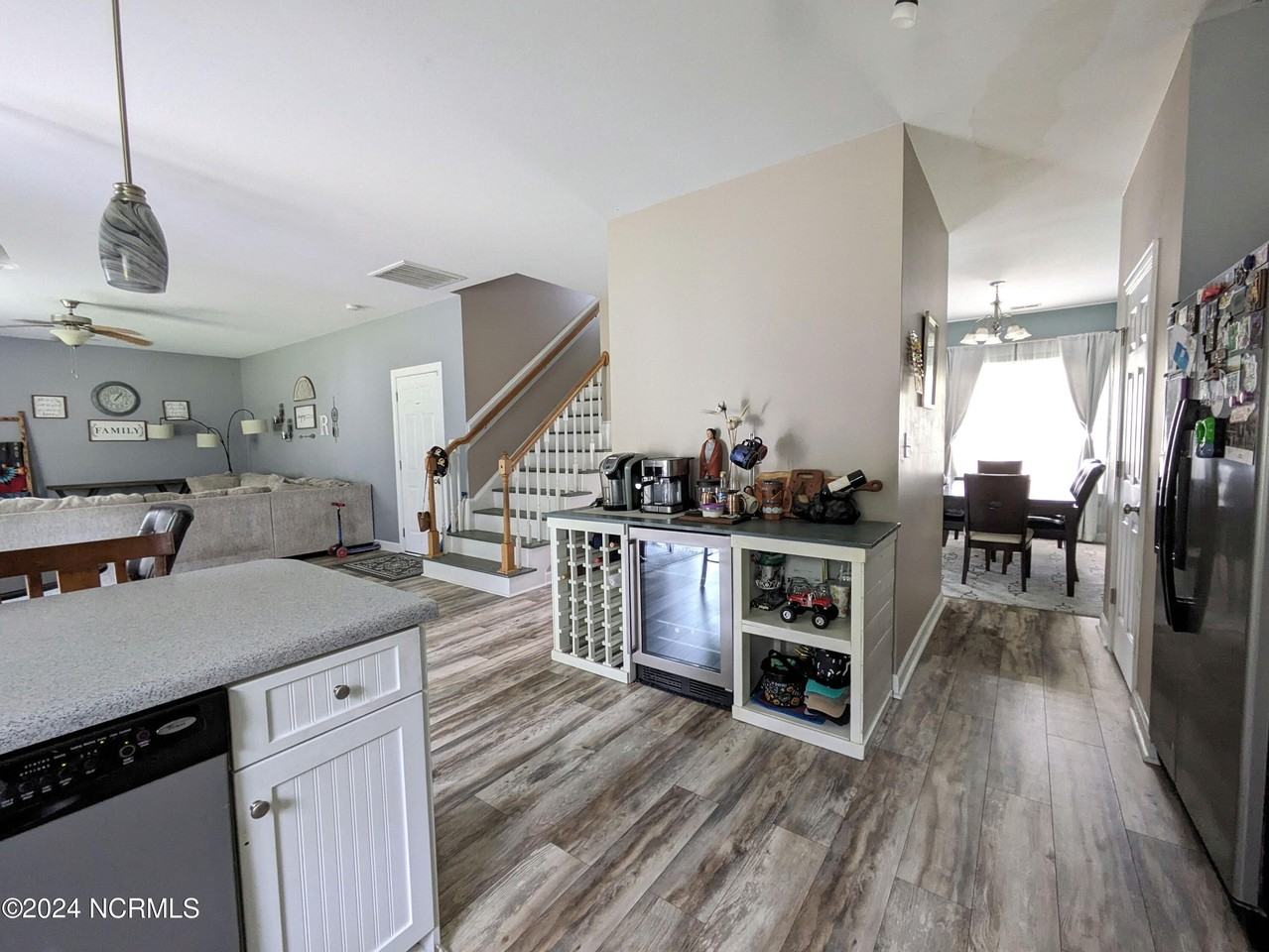 205 Bell Ridge Ln - Photo 7 of 22