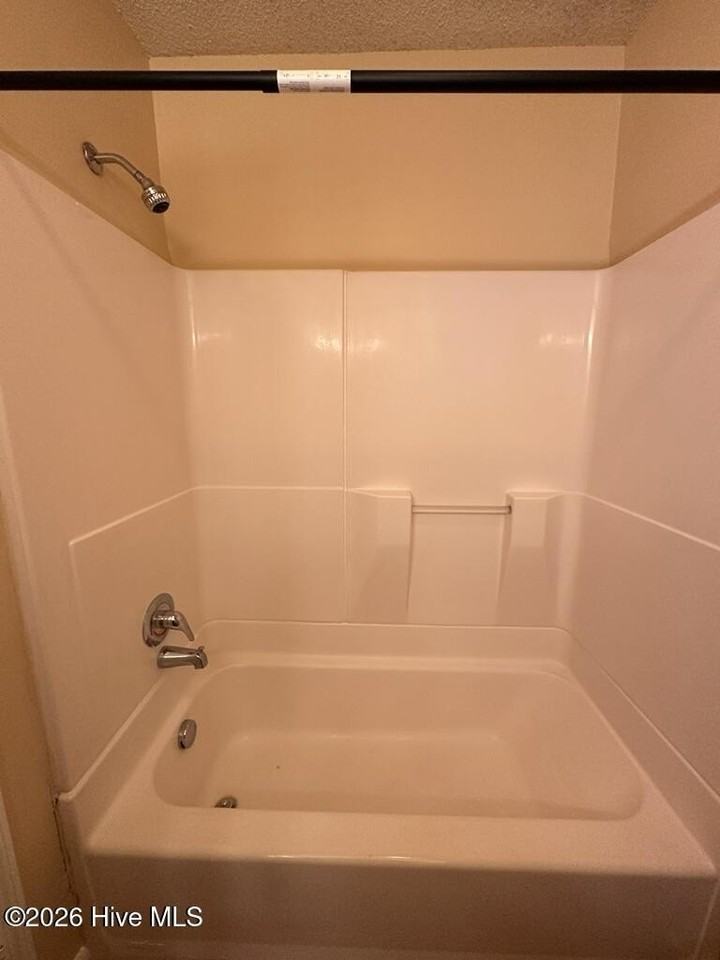 502 Thyme Ct - Photo 6 of 17