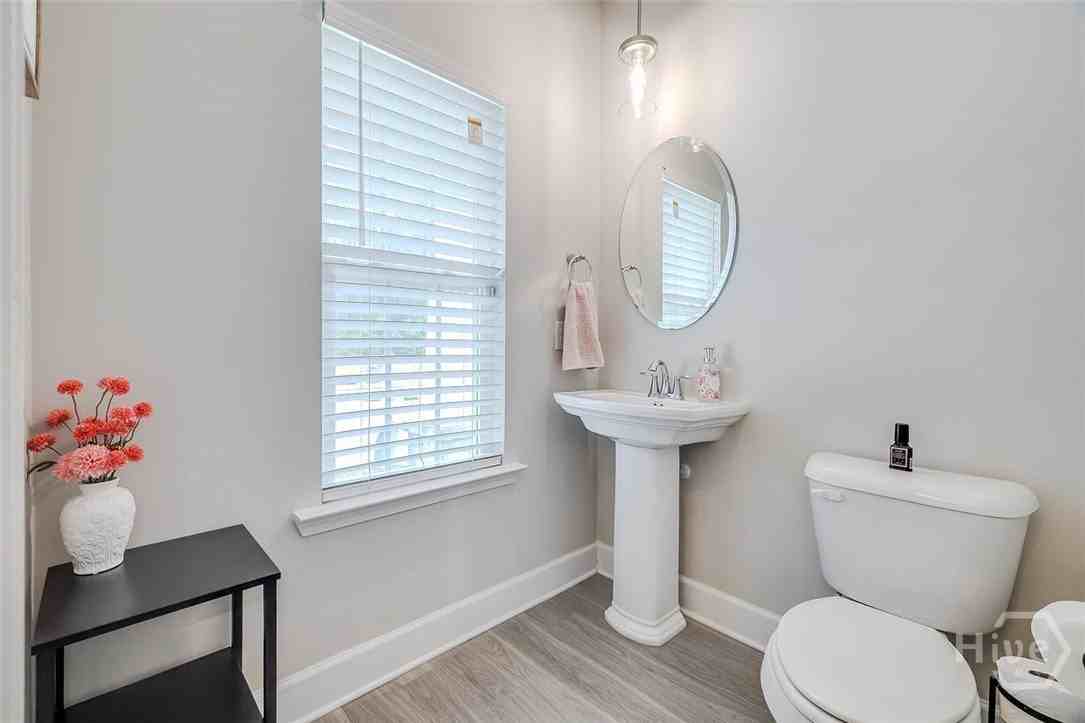 153 Red Maple Ln - Photo 5 of 35
