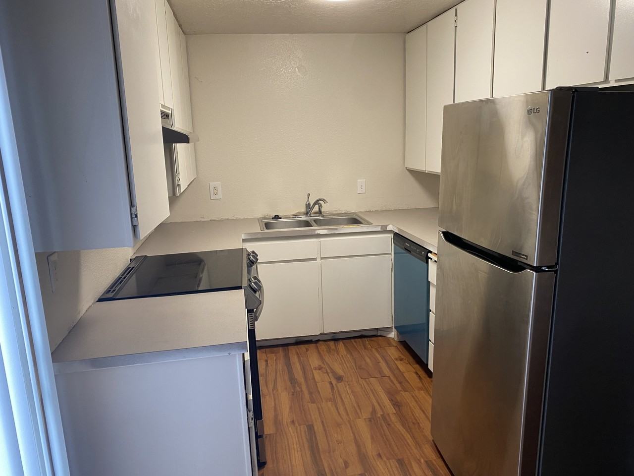 184 Salem Heights Ave Se #184 - Photo 4 of 10