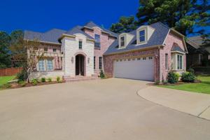 featured image of 101R Winifreds Way