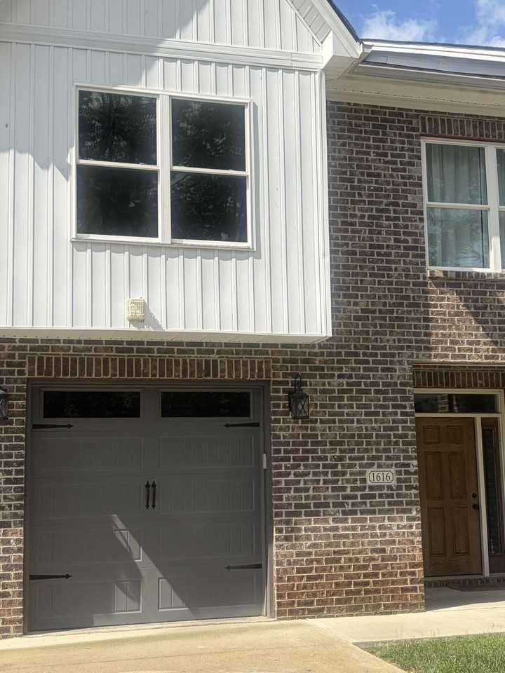 1616 Higbee Mill Rd