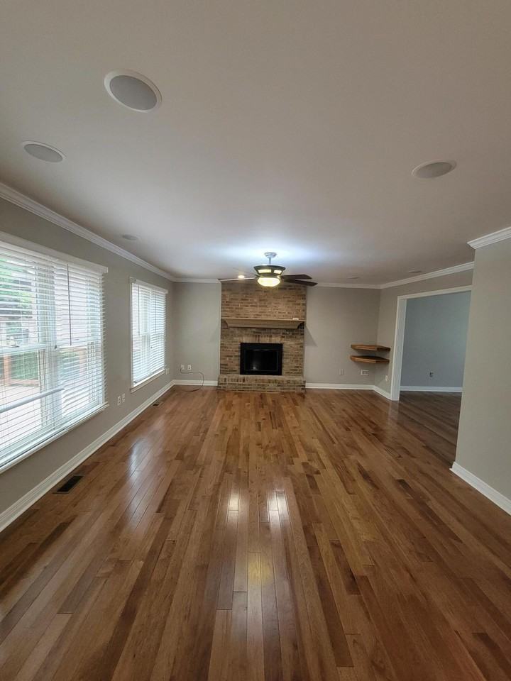 2149 Palomar Trace Dr - Photo 4 of 20
