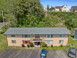 featured image of 716 N Scammel St #4