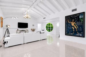 featured image of 2830 Ne 56th Ct