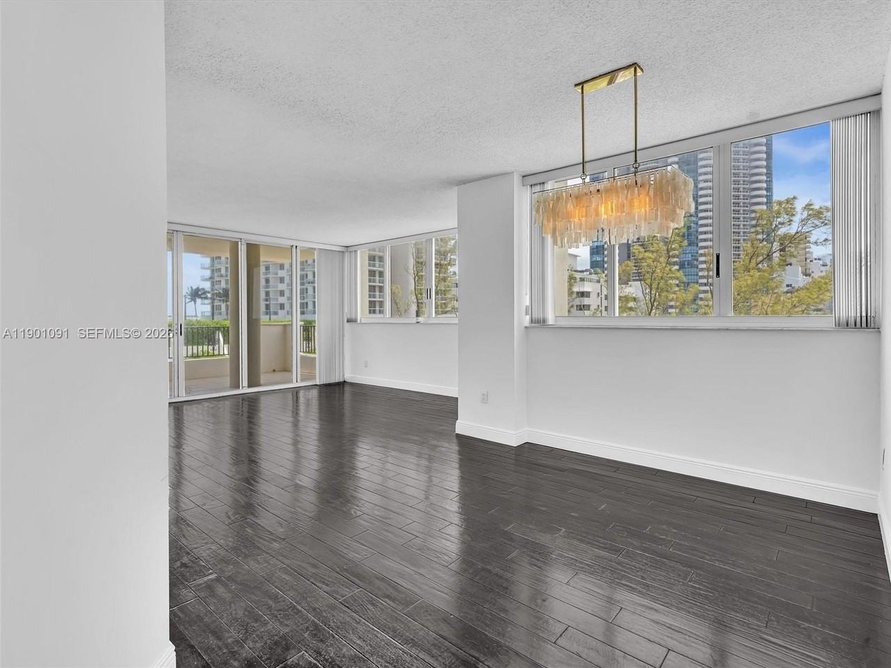 6422 Collins Ave #701 - Photo 7 of 50