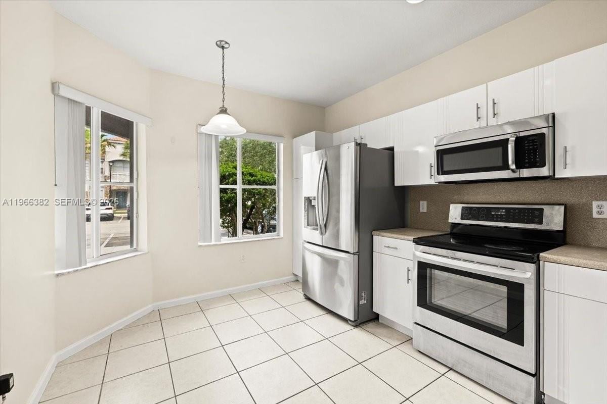 2779 Sw 82nd Ave #105 - Photo 5 of 28