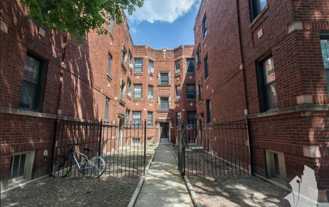 4725 N Leavitt St #1 - Photo 1 of 1