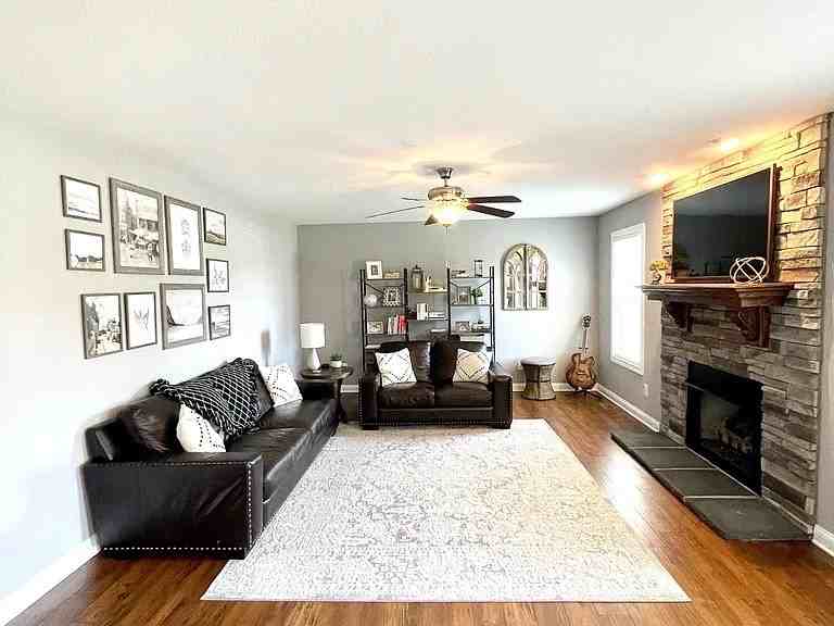 734 Backwind Ln #1 - Photo 3 of 14