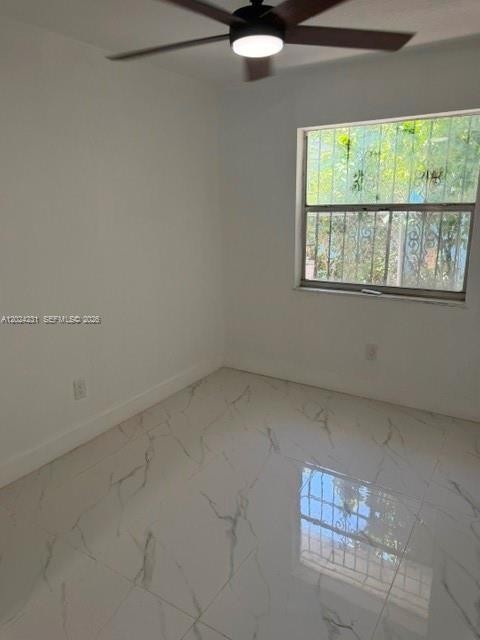 262 Ne 55th Ter - Photo 2 of 8