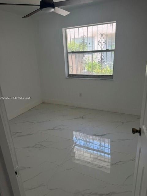 262 Ne 55th Ter - Photo 3 of 8