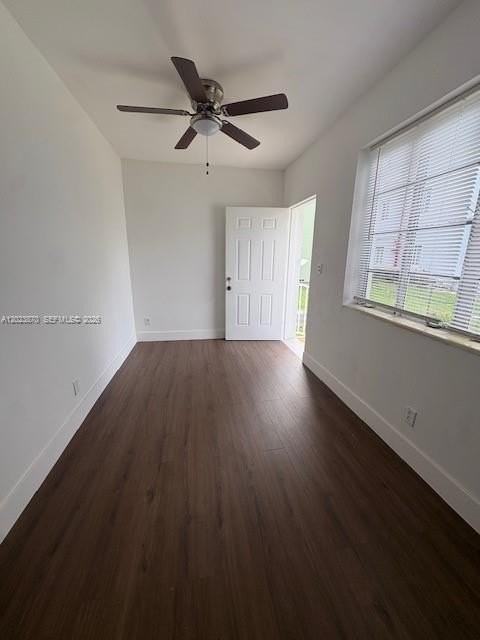 2052 Sw 7th St #4 - Photo 5 of 10