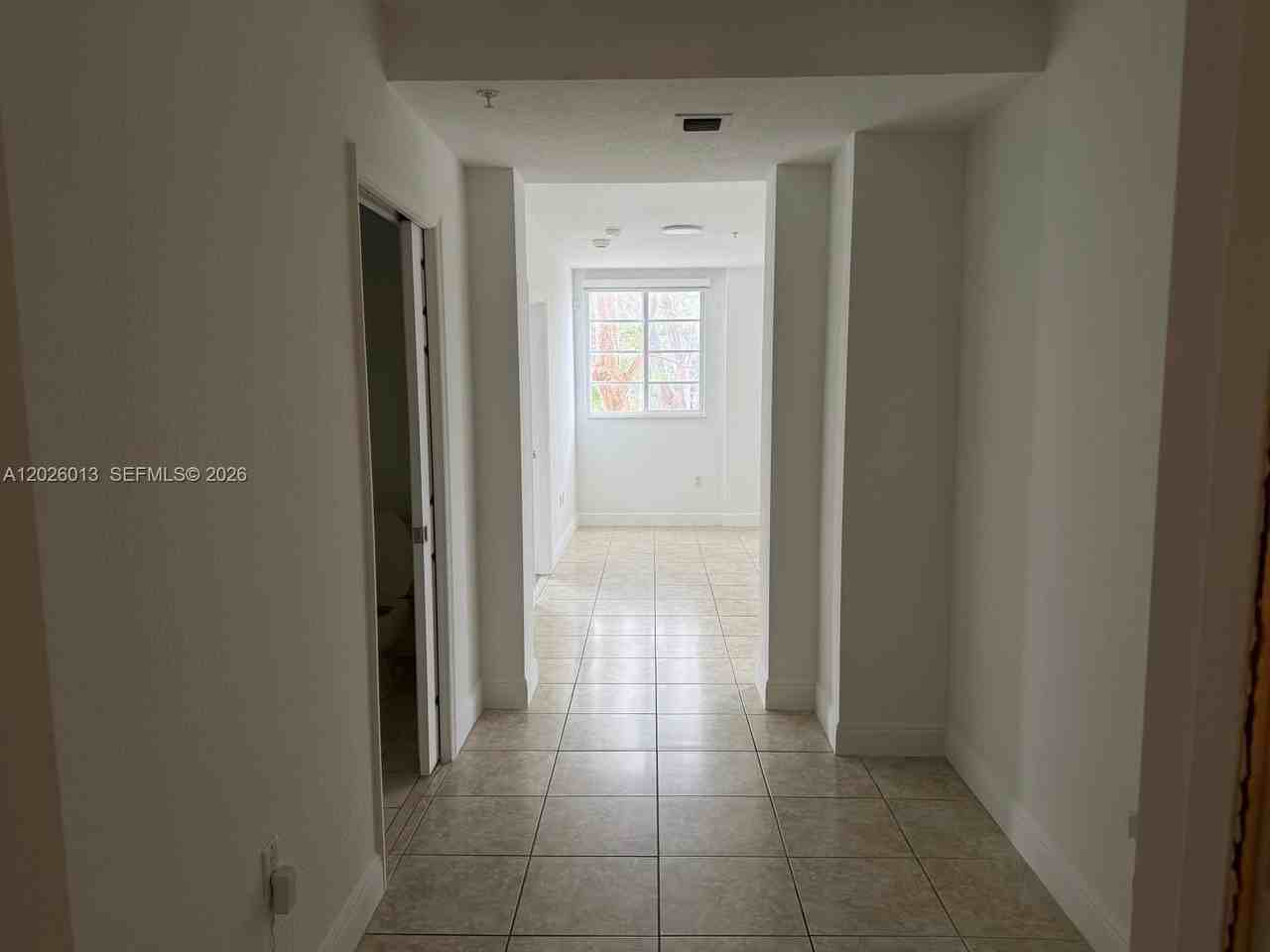 107 Mendoza Ave #201 - Photo 3 of 30