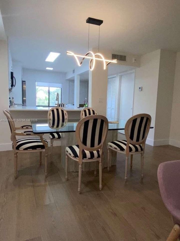 7350 Kinghurst Dr #305 - Photo 4 of 9