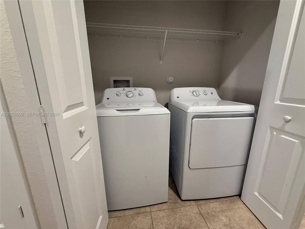 1073 Nw 5th St #1073 - Photo 4 of 12