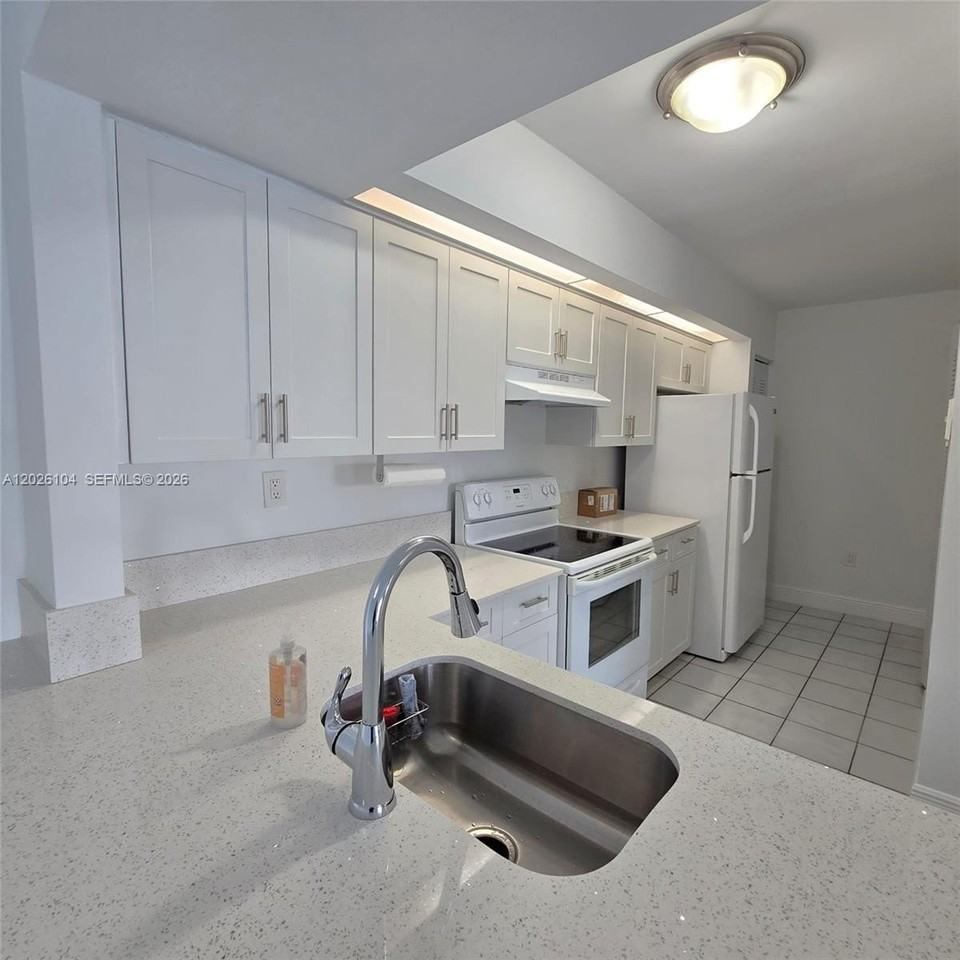 8600 Sw 212th St #308 - Photo 6 of 25