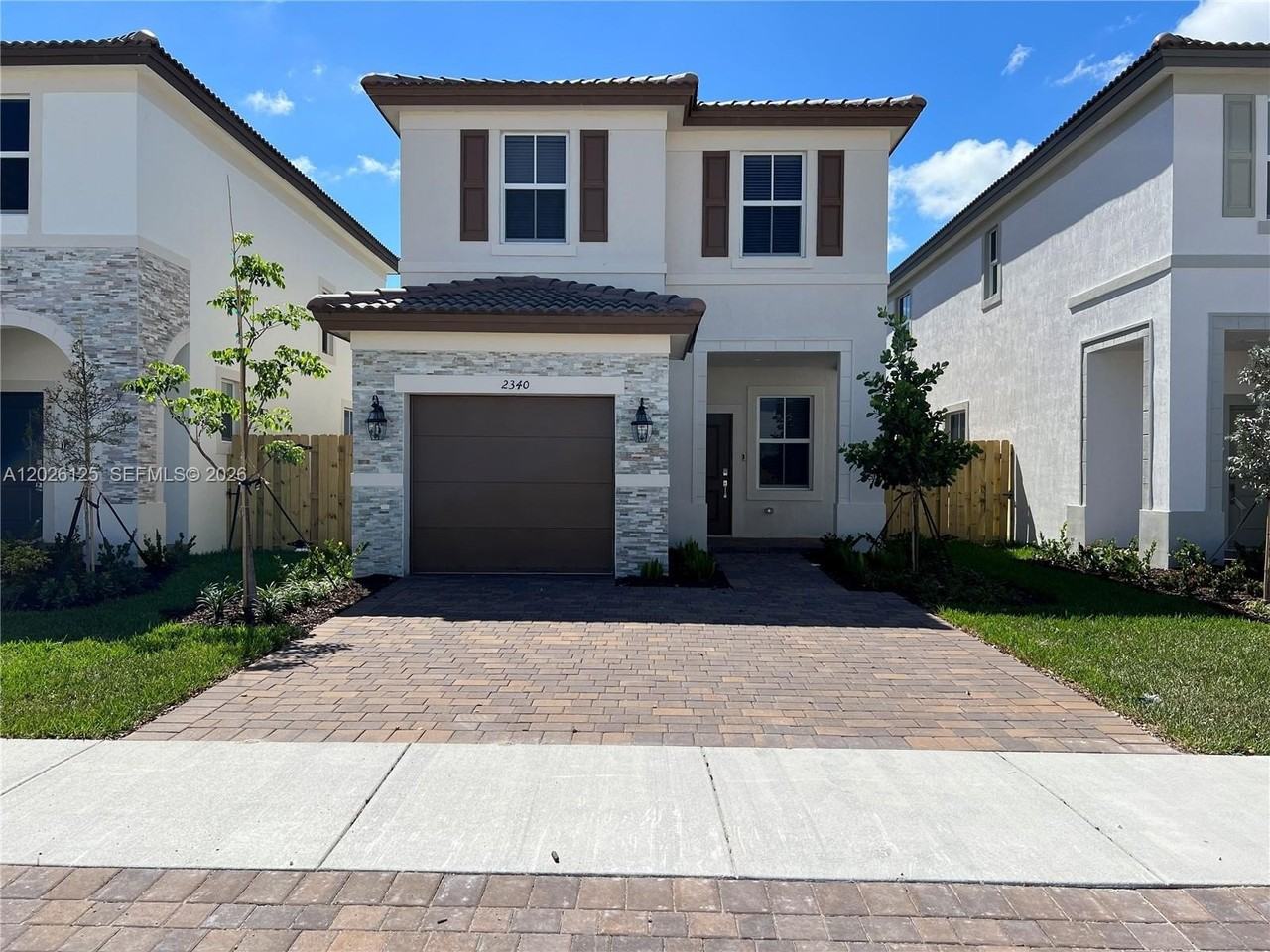 2340 Nw 130th Ter - Photo 3 of 50