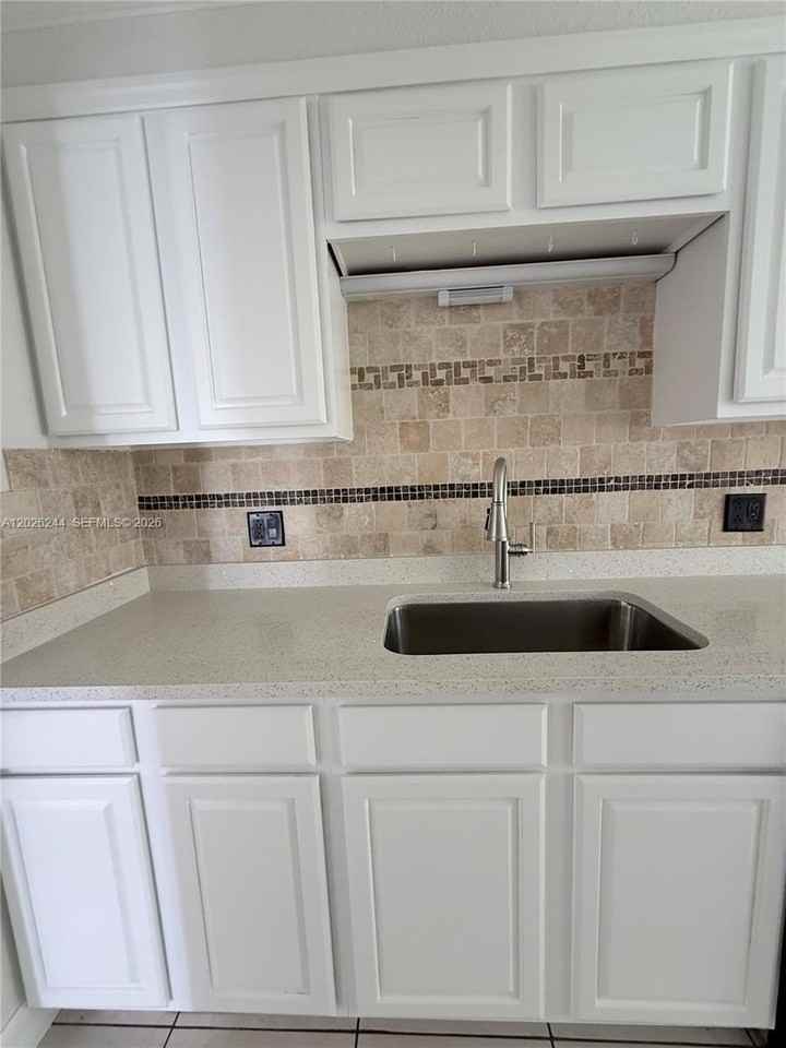 22217 Sw 61st Ave #0 - Photo 7 of 32