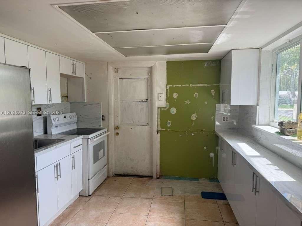 3850 Sw 59th Ter - Photo 4 of 4