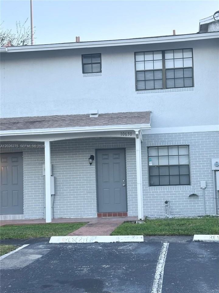 10630 Nw 1st St #10630 - Photo 2 of 16