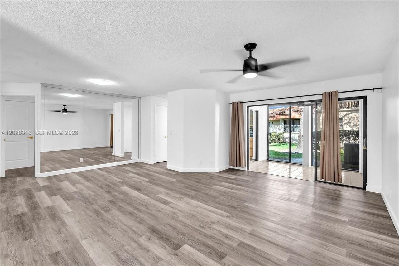3405 Emerald Oaks Dr #00 - Photo 2 of 18