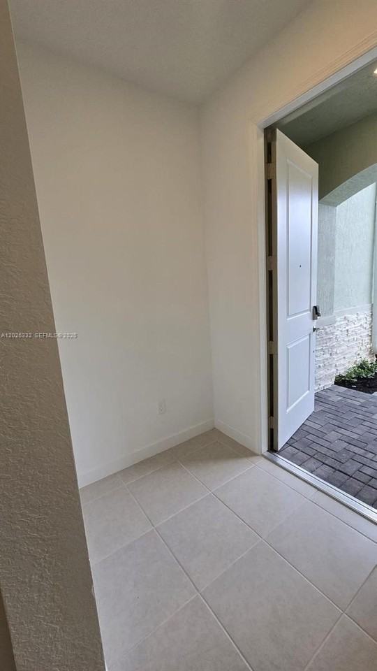 4329 Pond Lily Ln #4329 - Photo 7 of 30