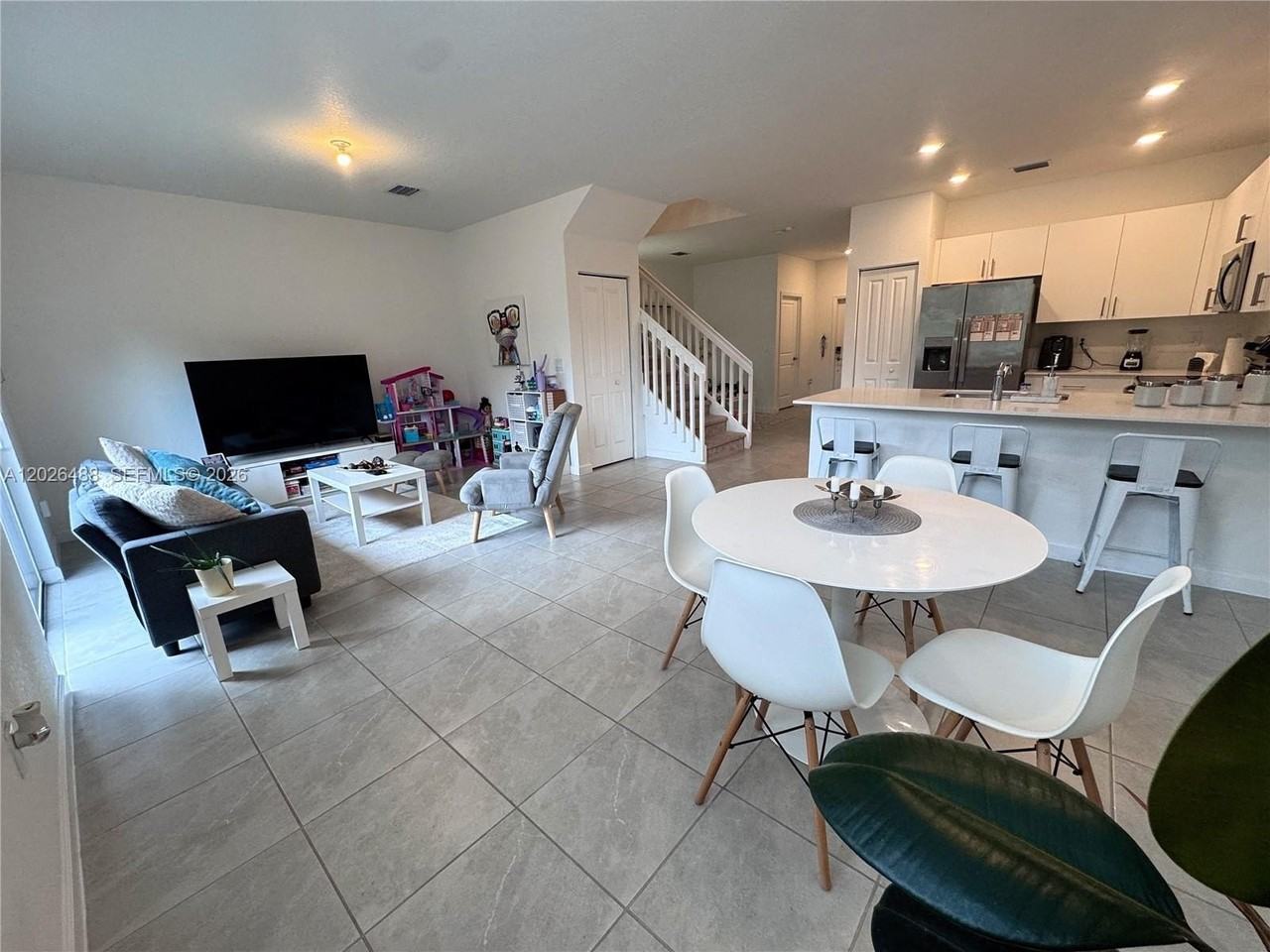 4664 Nw 120th Way - Photo 6 of 18
