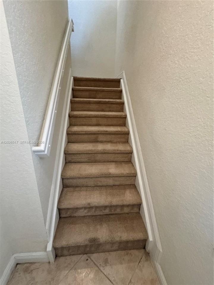 5819 Hampton Hills Blvd - Photo 2 of 28